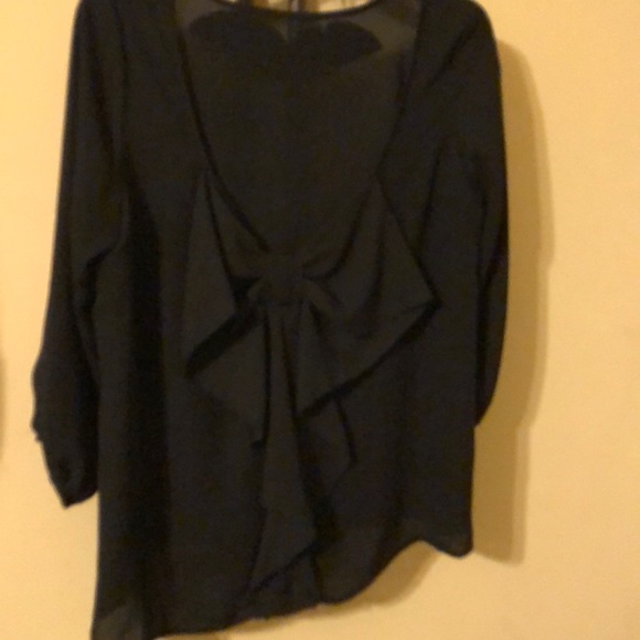 Top - Picture 2 of 2